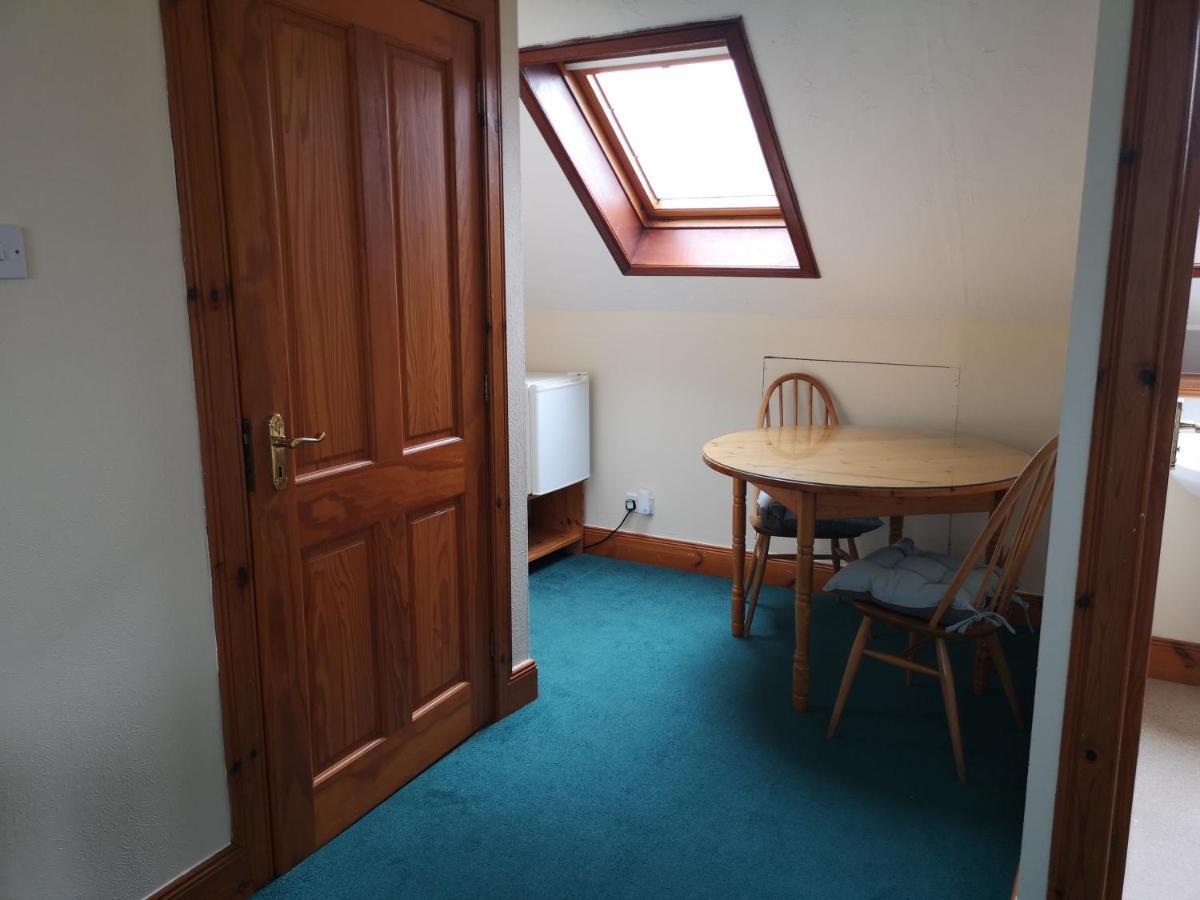An Escape For 2: Near A Castle Island In Scotland Apartment Kinross Exterior photo